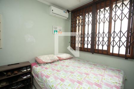 Quarto 1 de casa à venda com 3 quartos, 130m² em Vila Ipiranga, Porto Alegre