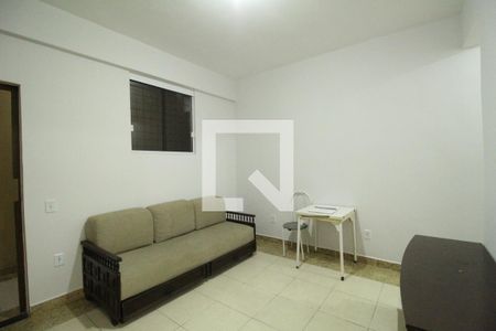 Sala de kitnet/studio para alugar com 1 quarto, 35m² em Taquara, Rio de Janeiro