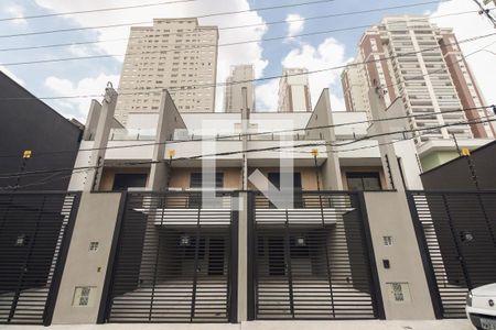 Fachada de casa à venda com 3 quartos, 90m² em Vila Gomes Cardim, São Paulo