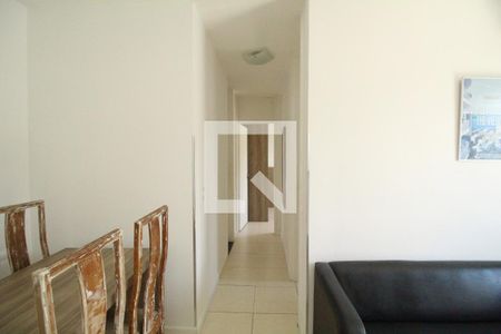 Sala  de apartamento para alugar com 2 quartos, 48m² em Jacarepaguá, Rio de Janeiro