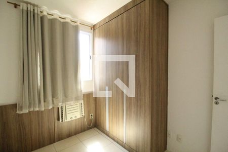 Quarto 1 de apartamento para alugar com 2 quartos, 48m² em Jacarepaguá, Rio de Janeiro