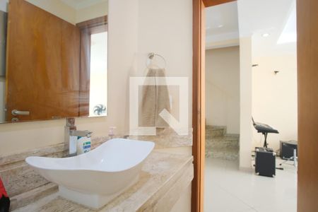 Lavabo de casa à venda com 3 quartos, 330m² em Jardim Textil, São Paulo