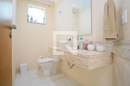 Lavabo de casa à venda com 3 quartos, 330m² em Jardim Textil, São Paulo