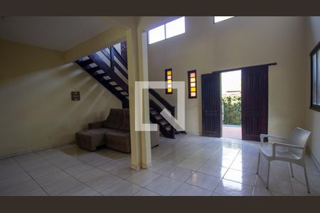 Sala de casa de condomínio à venda com 4 quartos, 250m² em Vargem Pequena, Rio de Janeiro