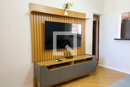 Sala de casa de condomínio à venda com 2 quartos, 180m² em Cachambi, Rio de Janeiro