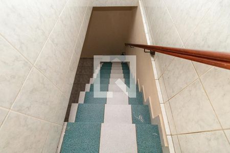 Garagem acesso de casa à venda com 5 quartos, 250m² em Vila Alpina, São Paulo
