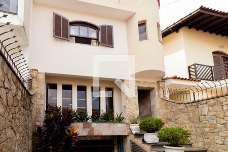 Fachada de casa à venda com 5 quartos, 250m² em Vila Alpina, São Paulo
