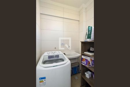Área de Serviço de apartamento para alugar com 2 quartos, 78m² em Vila Caiçara, Praia Grande