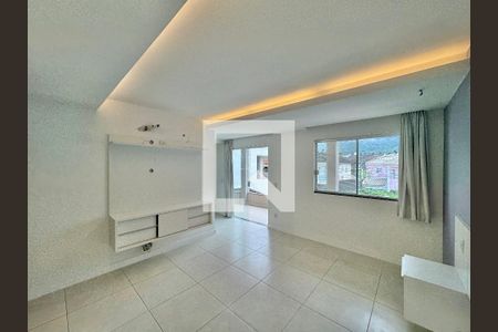 Suíte 1 de casa para alugar com 5 quartos, 300m² em Vargem Pequena, Rio de Janeiro