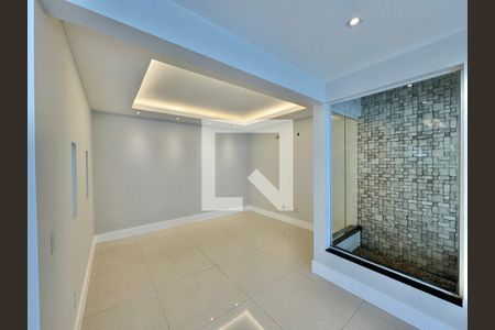 Sala de casa para alugar com 5 quartos, 300m² em Vargem Pequena, Rio de Janeiro