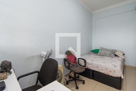 Quarto 2 de casa à venda com 2 quartos, 90m² em Vila Monumento, São Paulo