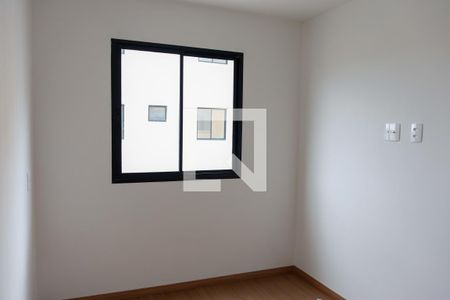 Suíte de apartamento para alugar com 2 quartos, 43m² em Veloso, Osasco