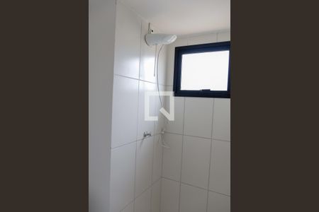 Banheiro da Suíte de apartamento para alugar com 2 quartos, 43m² em Veloso, Osasco
