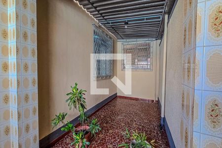 Garagem de casa à venda com 3 quartos, 89m² em Del Castilho, Rio de Janeiro