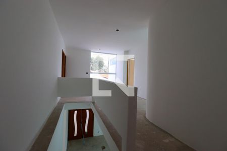 Corredor de casa à venda com 4 quartos, 258m² em Jardim, Santo André