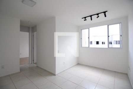 Sala de apartamento à venda com 2 quartos, 47m² em Curicica, Rio de Janeiro
