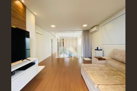 Foto 01 de casa de condomínio à venda com 4 quartos, 325m² em Swiss Park, Campinas