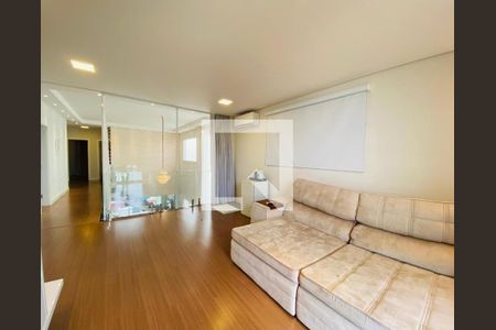 Foto 01 de casa de condomínio à venda com 4 quartos, 325m² em Swiss Park, Campinas