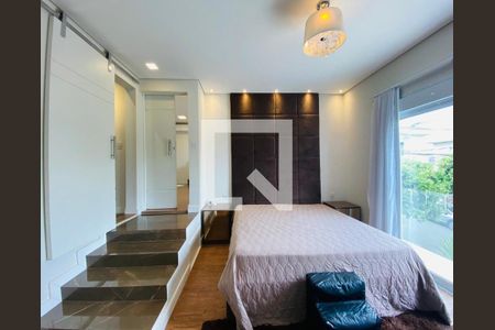 Foto 01 de casa de condomínio à venda com 4 quartos, 325m² em Swiss Park, Campinas