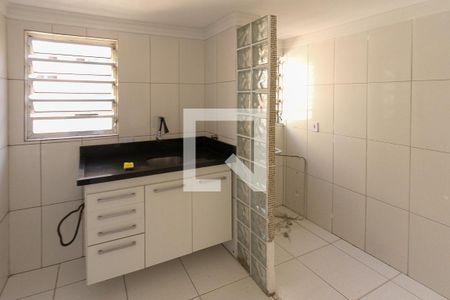 Cozinha de apartamento à venda com 2 quartos, 50m² em Conjunto Habitacional Teotonio Vilela, São Paulo