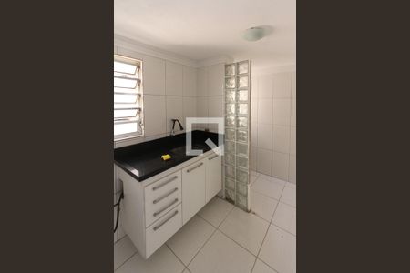 Cozinha de apartamento à venda com 2 quartos, 50m² em Conjunto Habitacional Teotonio Vilela, São Paulo