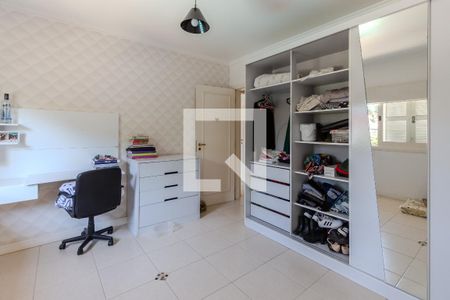 Casa à venda com 302m², 4 quartos e 3 vagasQuarto 2