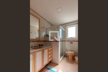 Casa à venda com 302m², 4 quartos e 3 vagasBanheiro Social