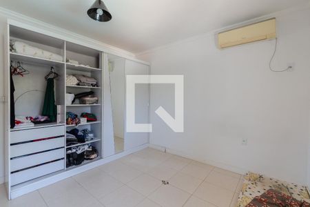 Casa à venda com 302m², 4 quartos e 3 vagasQuarto 2