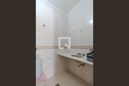 Casa à venda com 302m², 4 quartos e 3 vagasBanheiro da Suíte 1