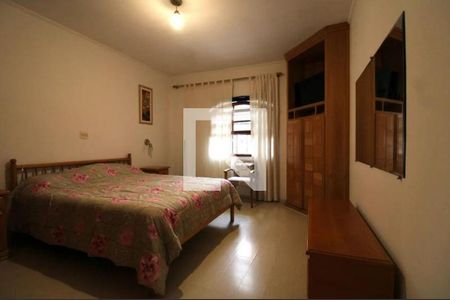 Foto 05 de casa à venda com 3 quartos, 160m² em Vila Gumercindo, São Paulo