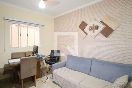 Sala de casa de condomínio à venda com 2 quartos, 70m² em Vila Esperança, São Paulo