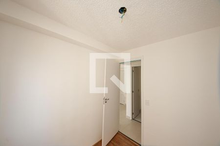 Quarto 1 de apartamento para alugar com 2 quartos, 35m² em Parque Sao Rafael, São Paulo