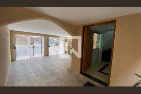 Garagem de casa à venda com 3 quartos, 230m² em Vila Camilópolis, Santo André