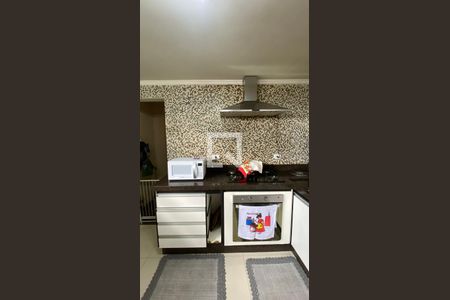 Cozinha de casa à venda com 3 quartos, 230m² em Vila Camilópolis, Santo André