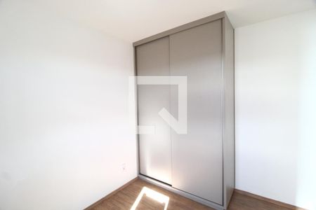Quarto 2 - Suíte de apartamento para alugar com 2 quartos, 55m² em Shopping Park, Uberlândia