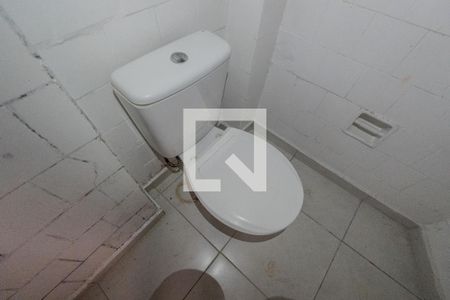 Banheiro de kitnet/studio para alugar com 1 quarto, 24m² em Bela Vista, São Paulo
