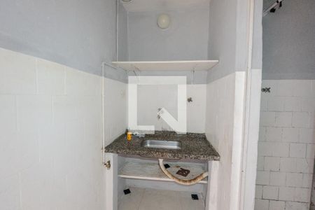 Cozinha de kitnet/studio para alugar com 1 quarto, 24m² em Bela Vista, São Paulo