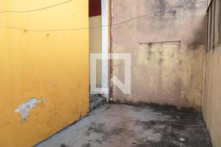 Quintal de casa à venda com 5 quartos, 255m² em Parque Continental I, Guarulhos