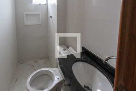 Banheiro de apartamento à venda com 2 quartos, 35m² em Jardim Santa Teresinha, São Paulo