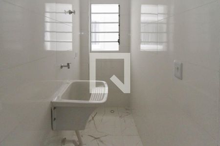 Área Serviço de apartamento à venda com 2 quartos, 35m² em Jardim Santa Teresinha, São Paulo