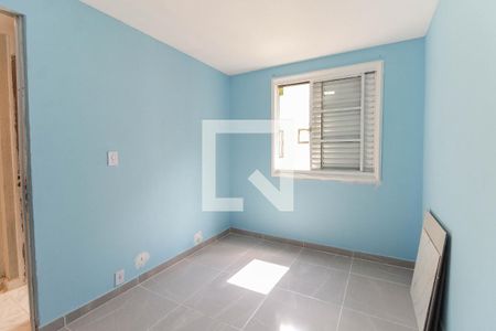 Quarto 2 de apartamento para alugar com 2 quartos, 75m² em Conjunto Residencial José Bonifácio, São Paulo