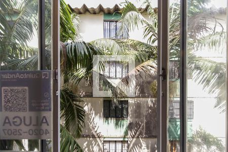 Vista da Sala de apartamento para alugar com 2 quartos, 75m² em Conjunto Residencial José Bonifácio, São Paulo