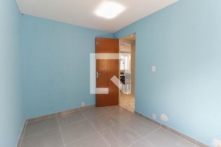 Quarto 2 de apartamento para alugar com 2 quartos, 75m² em Conjunto Residencial José Bonifácio, São Paulo