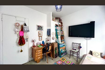 Quarto de apartamento à venda com 3 quartos, 140m² em Paraíso, São Paulo