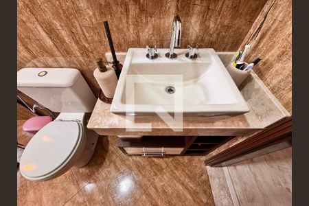 Banheiro da Suíte de apartamento à venda com 2 quartos, 202m² em Jardim Las Vegas, Santo André