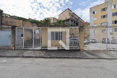 Fachada de apartamento à venda com 2 quartos, 40m² em Vila Carmosina, São Paulo