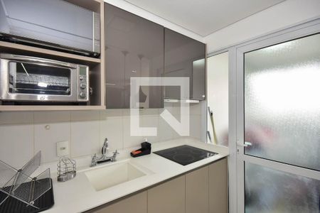 Cozinha de apartamento à venda com 1 quarto, 125m² em Jardim Leonor, São Paulo