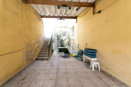 Garagem 1 de casa à venda com 4 quartos, 230m² em Vila Fernandes, São Paulo