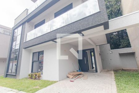 Fachada de casa de condomínio para alugar com 3 quartos, 200m² em Santa Felicidade, Curitiba