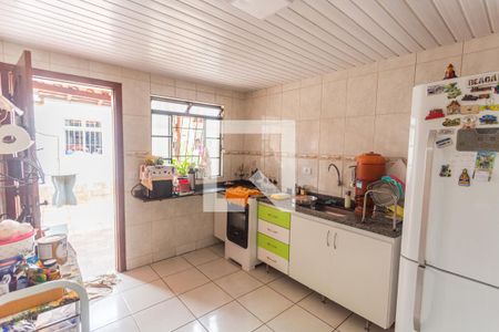 Cozinha de casa à venda com 4 quartos, 250m² em Santa Cruz, Belo Horizonte
